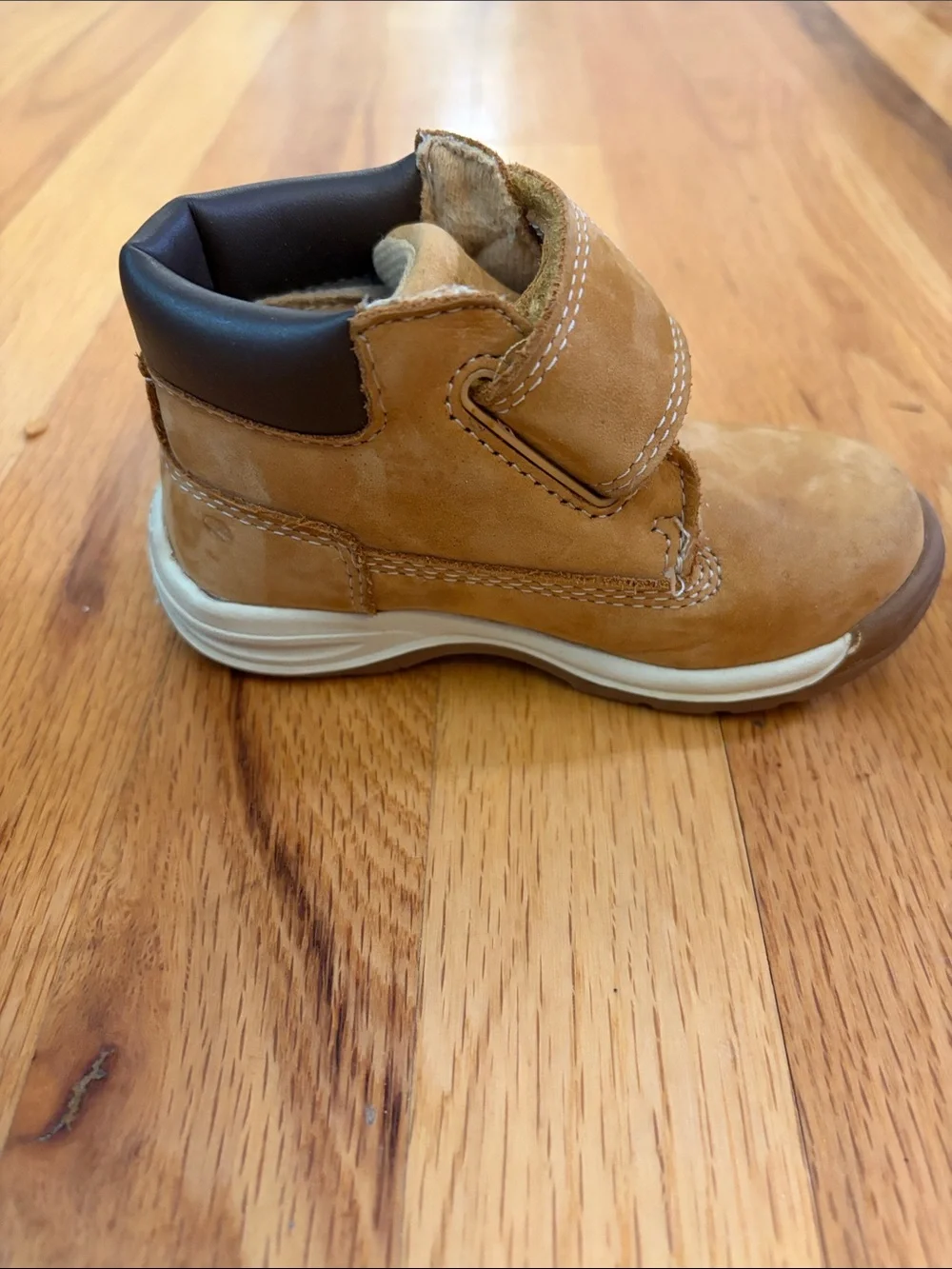 Timberland Kids Wheat Suede Hook-and-Loop Boots